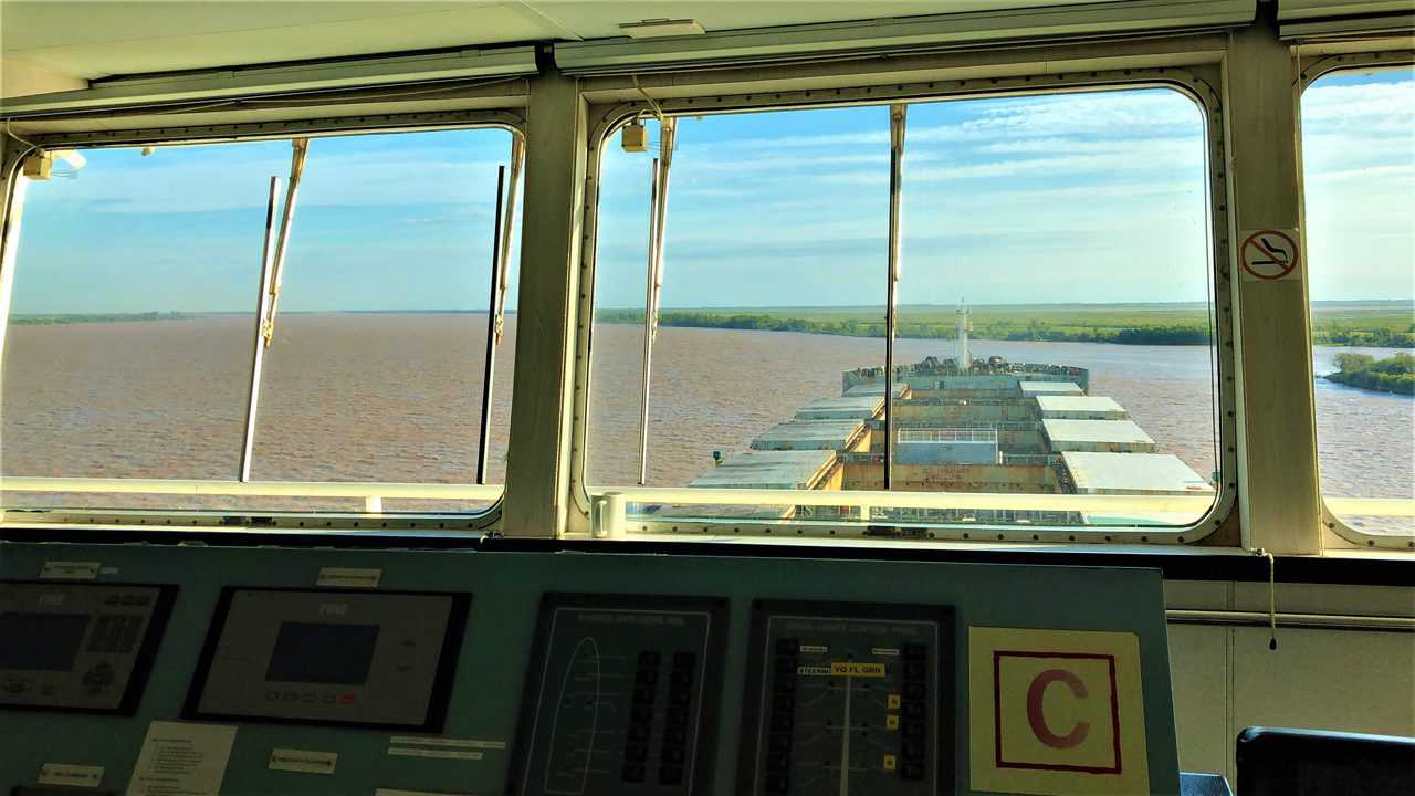 30 MOSAICO – Puente de comando
